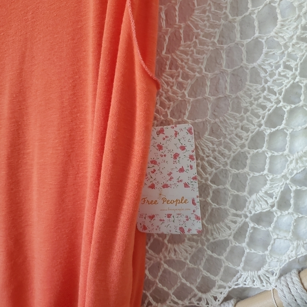 Women’s Coral Layered Tank Top - Picture 6 of 11